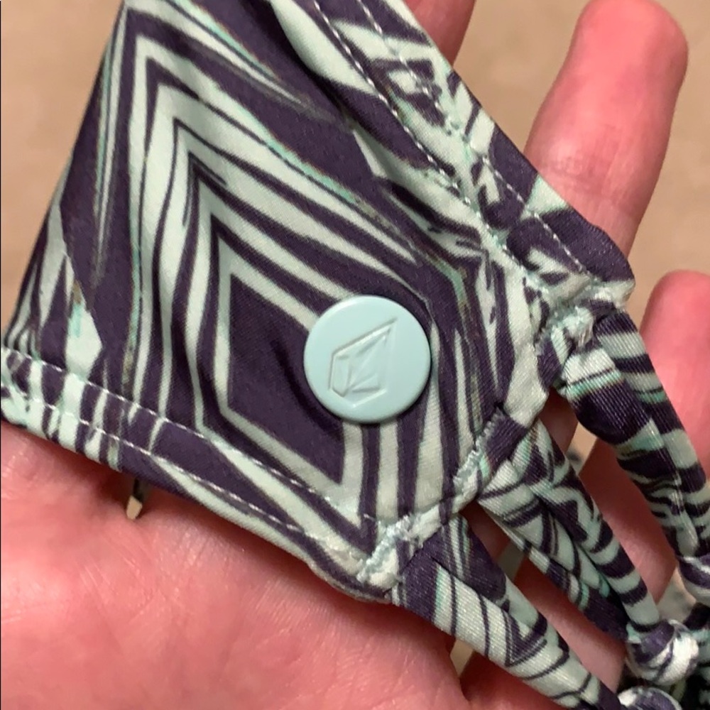 Volcom Bikini Bottom With String Detailing - image 8